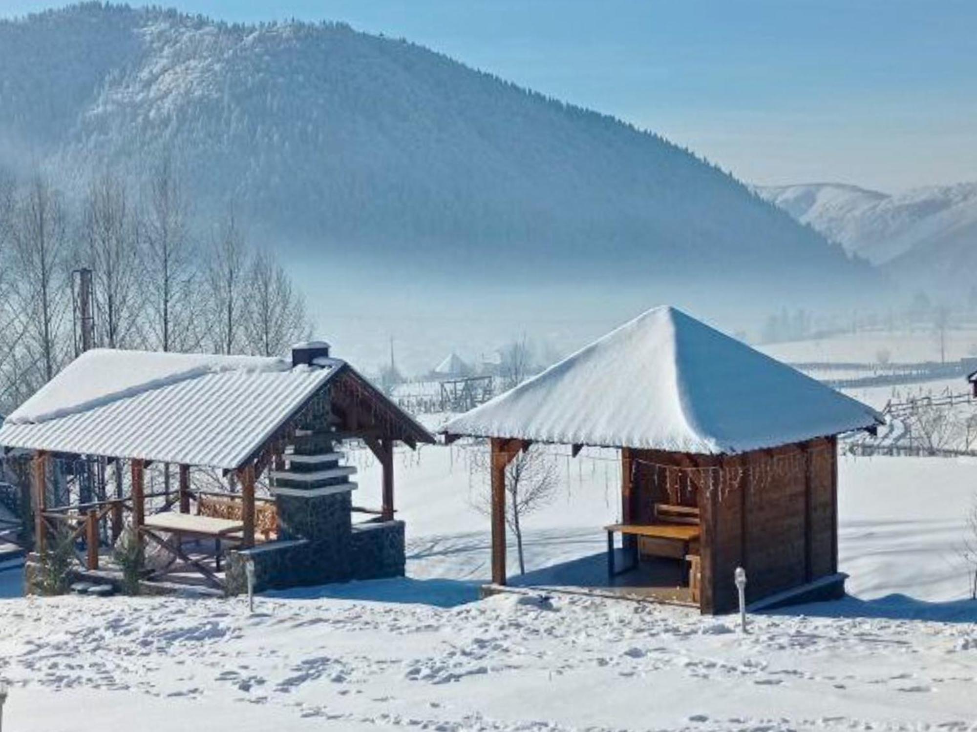 Kolochava Eco Resort מראה חיצוני תמונה