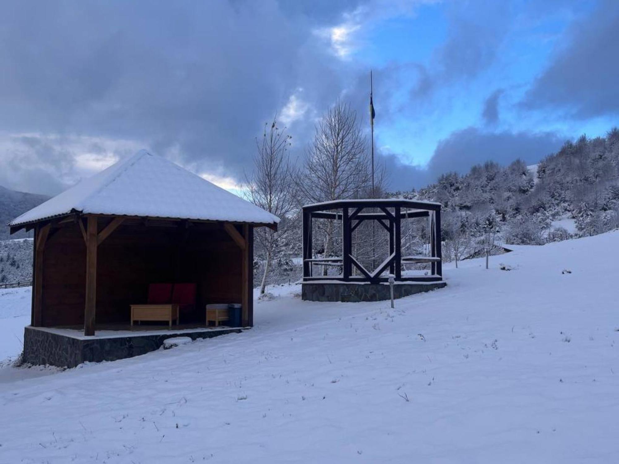 Kolochava Eco Resort מראה חיצוני תמונה