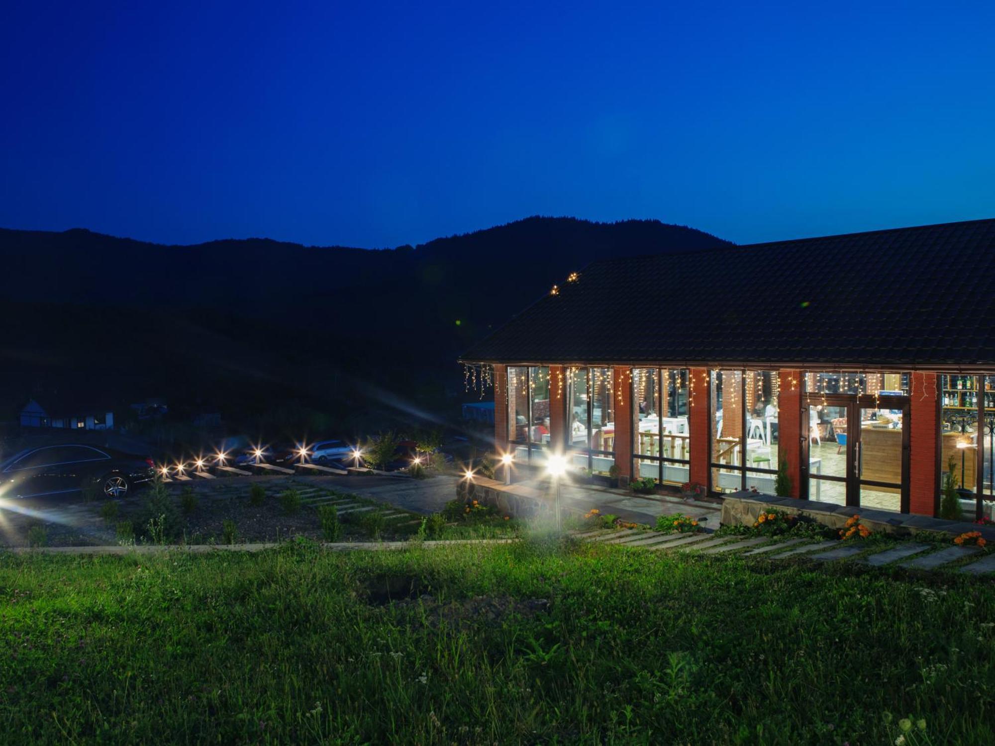 Kolochava Eco Resort מראה חיצוני תמונה