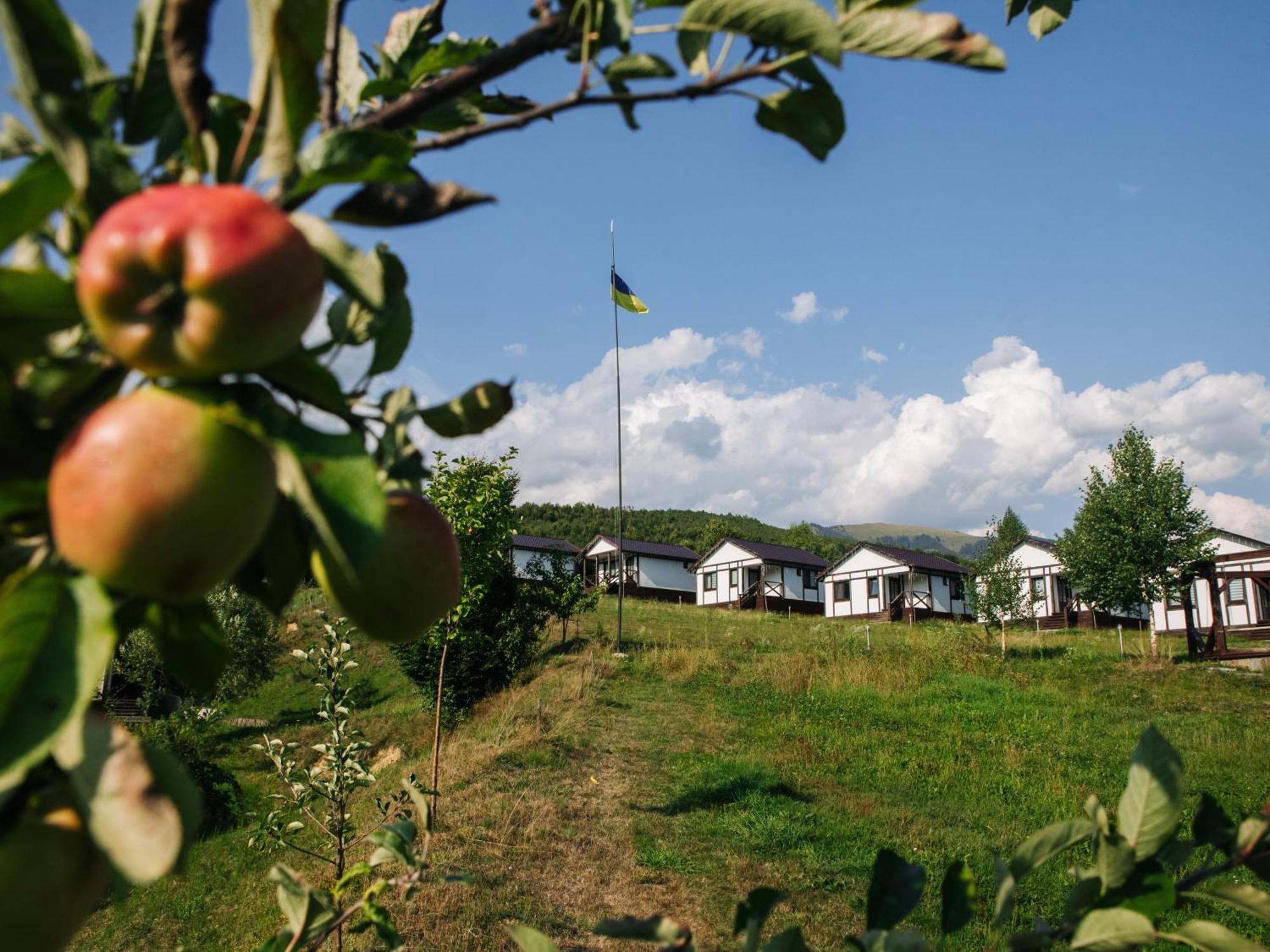 Kolochava Eco Resort מראה חיצוני תמונה