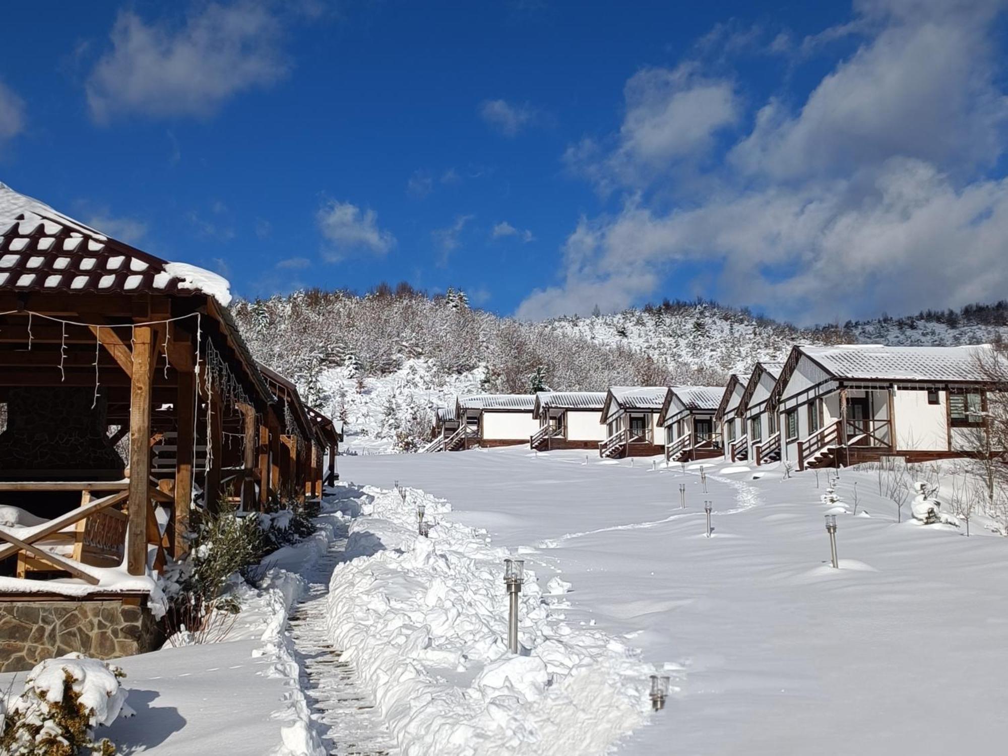 Kolochava Eco Resort מראה חיצוני תמונה