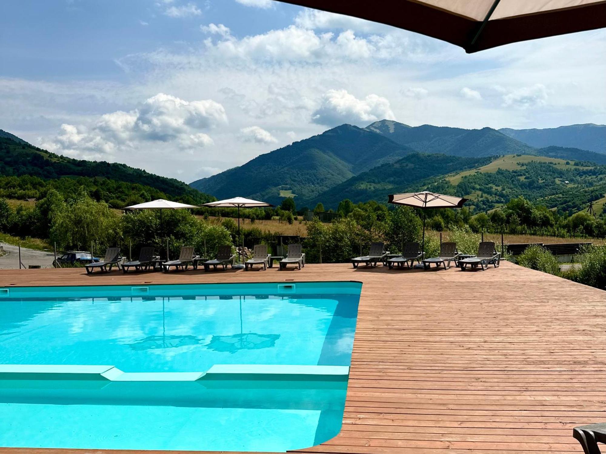 Kolochava Eco Resort מראה חיצוני תמונה